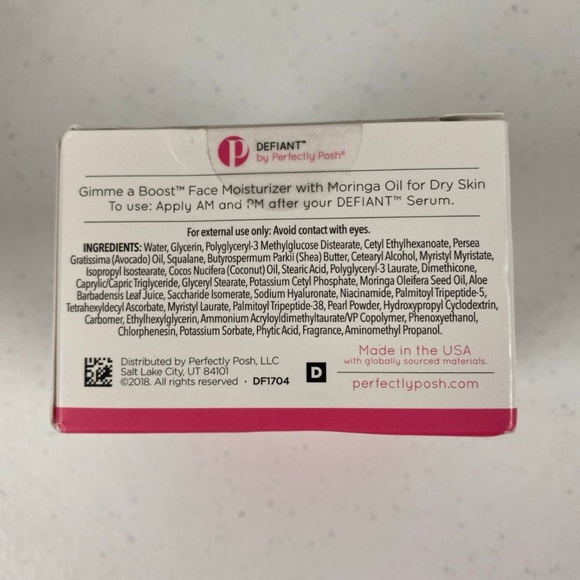 Perfectly Posh~DEFIANT~Gimme a Boost~Face Moisturizer-Dry Skin New:/Sealed - Picture 4 of 5